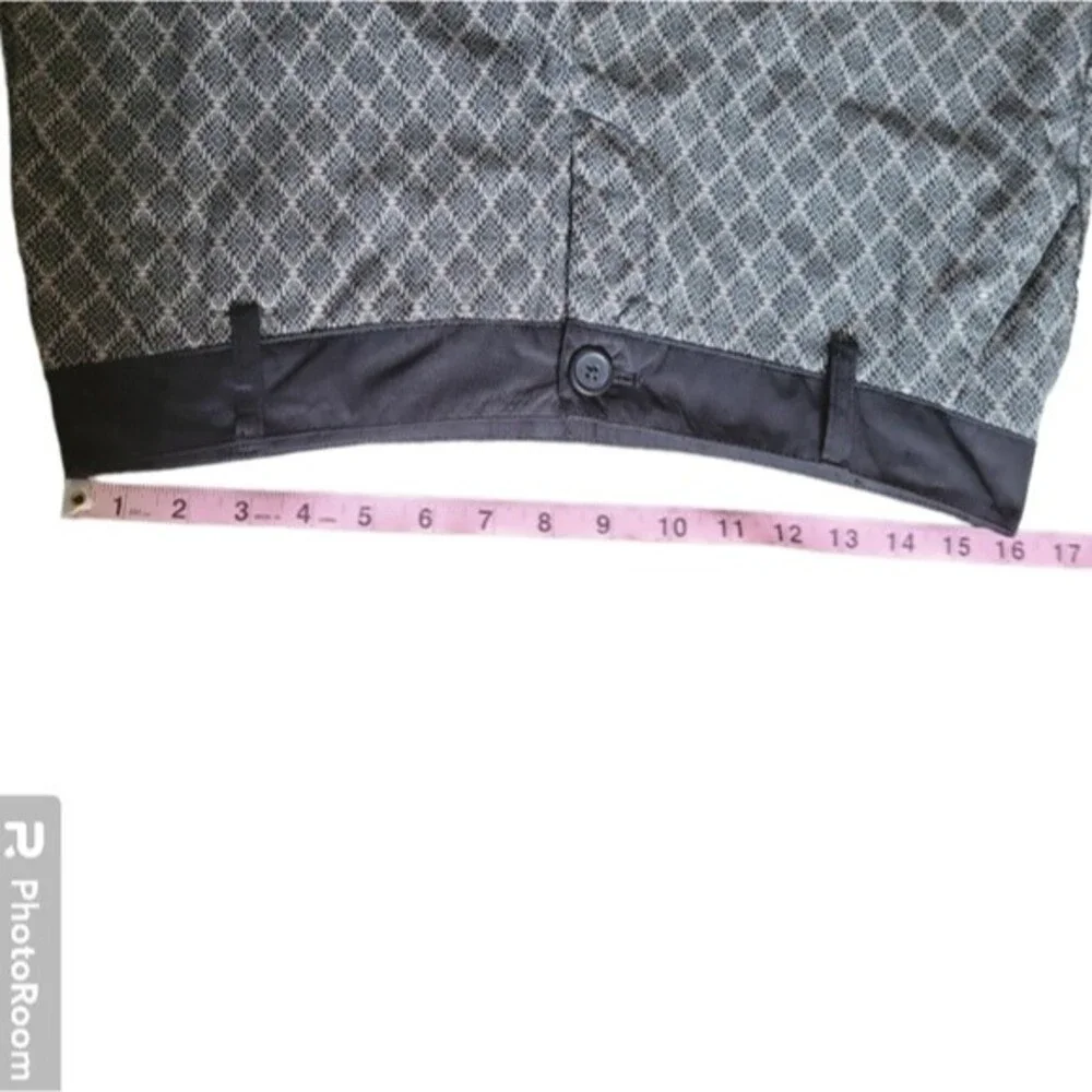 MOSSIMO DRESSY PRINT SHORTS - 8